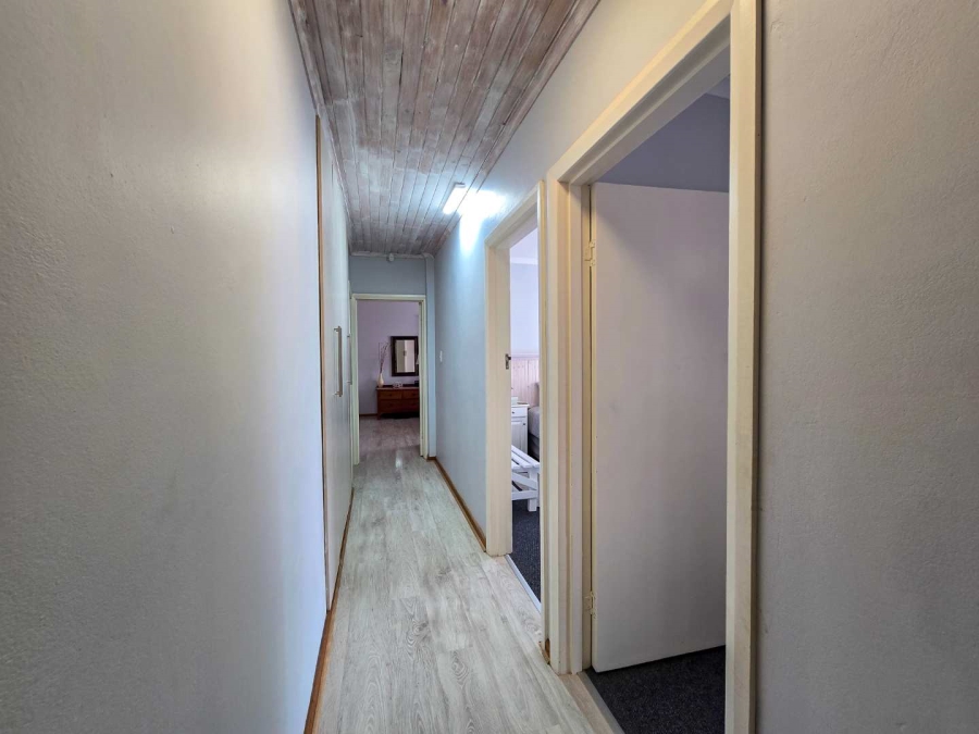 4 Bedroom Property for Sale in Stilbaai Wes Western Cape